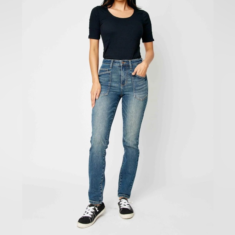 Judy Blue Women's Straight Leg Jeans in Classic Blue